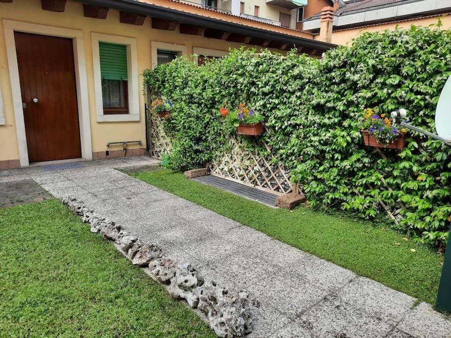 La Casa Di Davide Con Giardino E Garage Apartment Verona Exterior photo